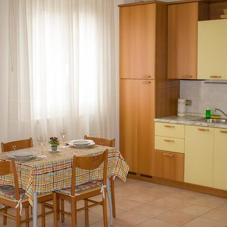 Appartamento Incantevole Con Parcheggio Gratuito Tirano Luaran gambar