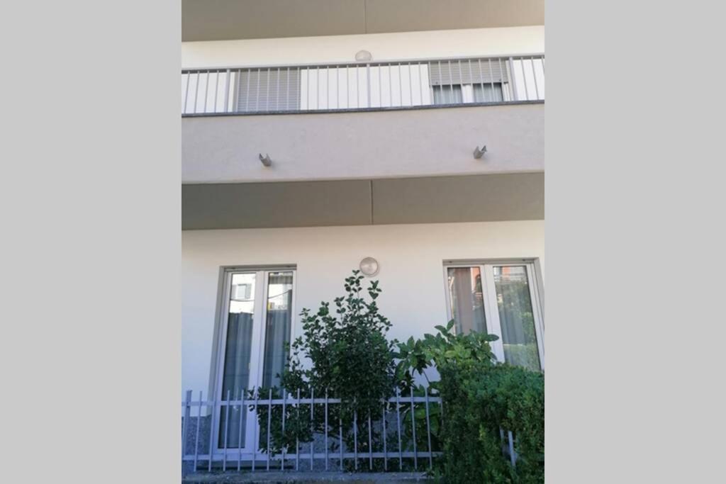 Appartamento Incantevole Con Parcheggio Gratuito Tirano Luaran gambar